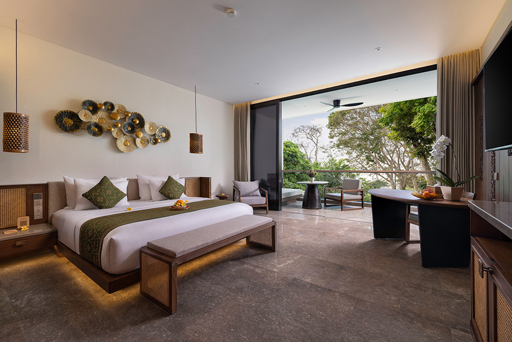 Luxury Suite King or Twin - Garden View