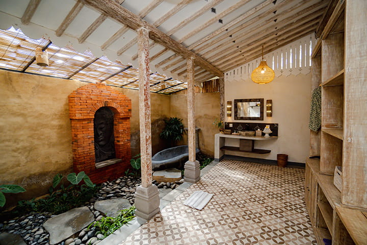 Gallery 13