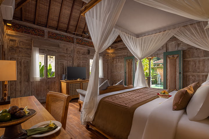 One Bedroom Wooden Pool Villa